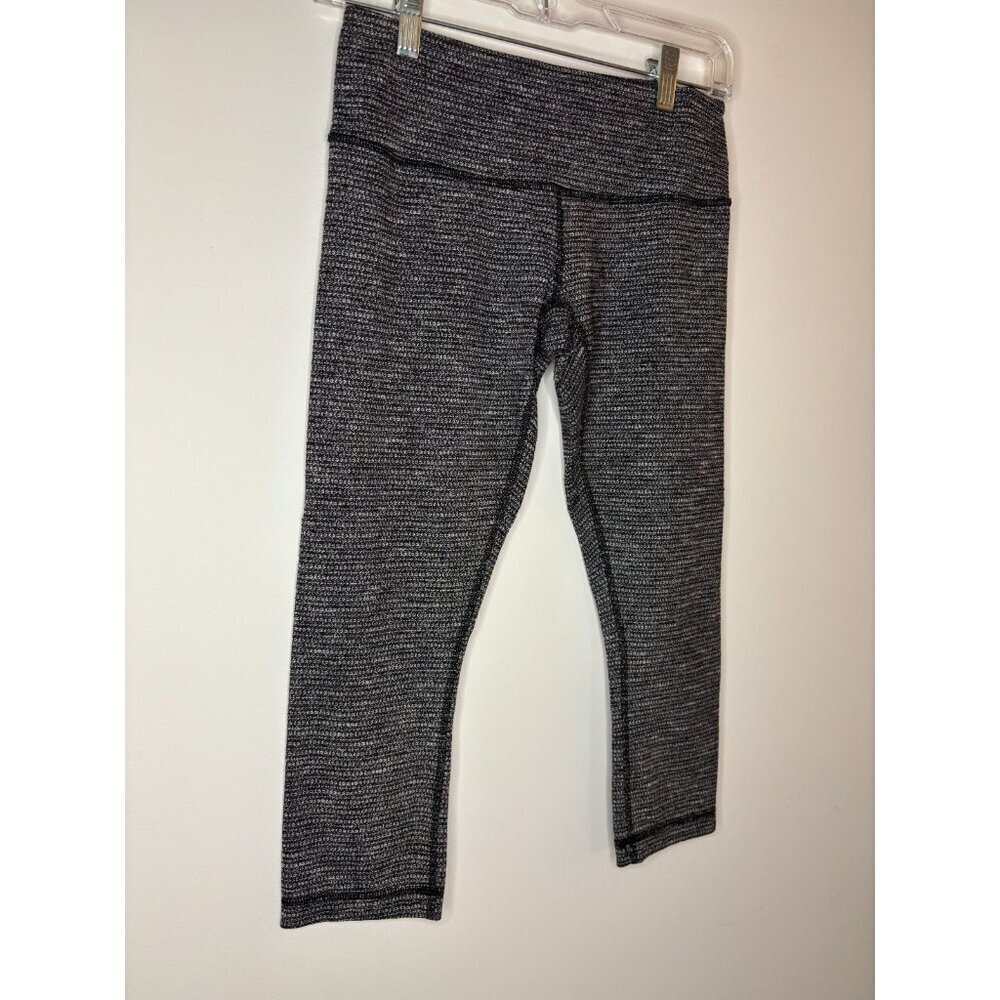 LULULEMON Leggings Womens 8 Black White Stretch Yoga Gym Athletic Athleisure